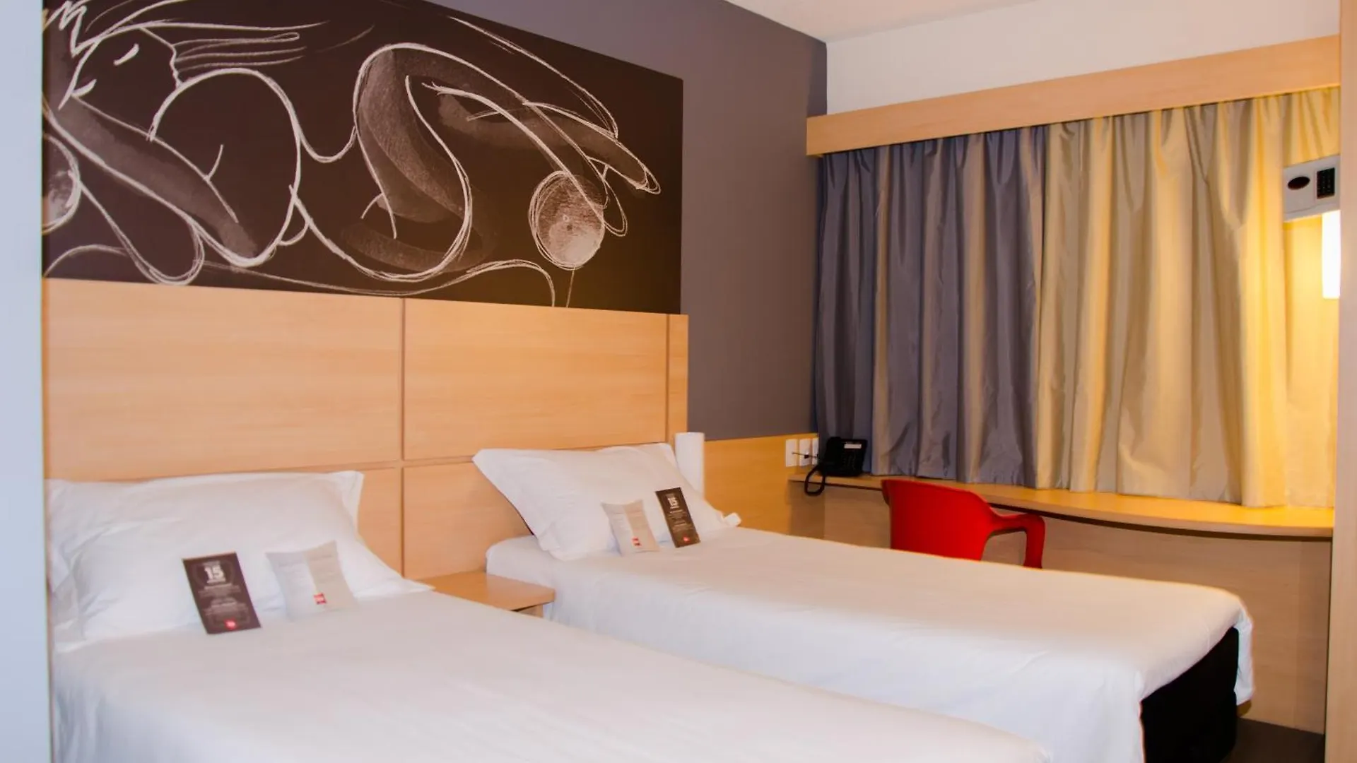 Ibis Porto Alegre Assis Brasil Ξενοδοχείο