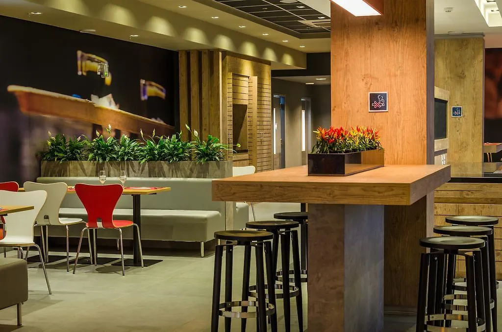 Ibis Porto Alegre Assis Brasil Ξενοδοχείο